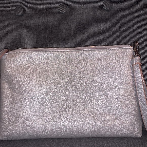 Pink and silver wrist bag - Picture 4 of 4